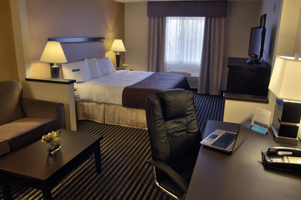 Baymont By Wyndham Dallas/ Love Field Pokoj fotografie
